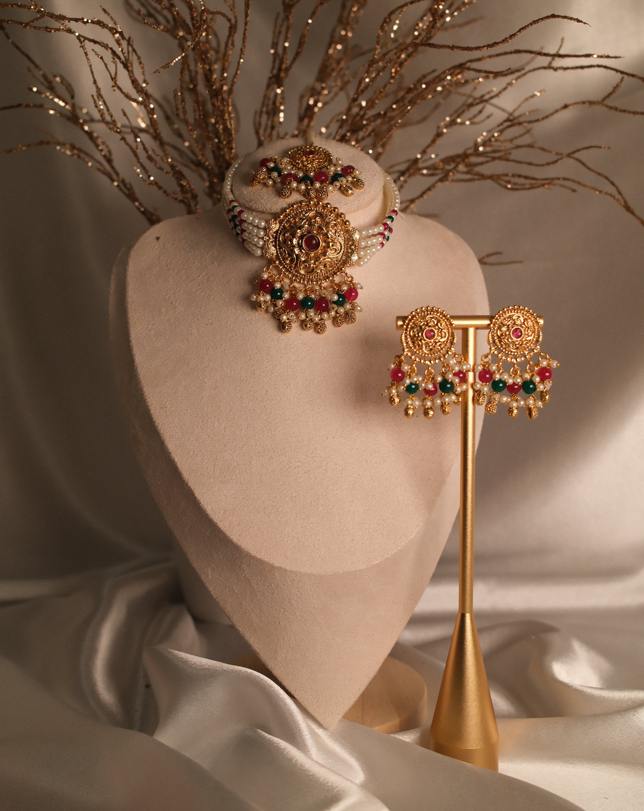 Roshni 1g gold plated set w/ tikka
