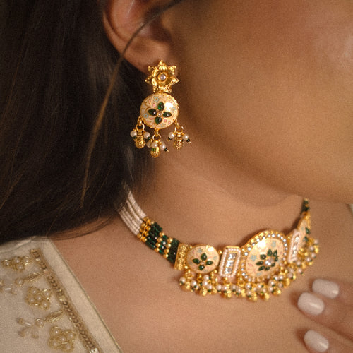 Emerald Noor Choker