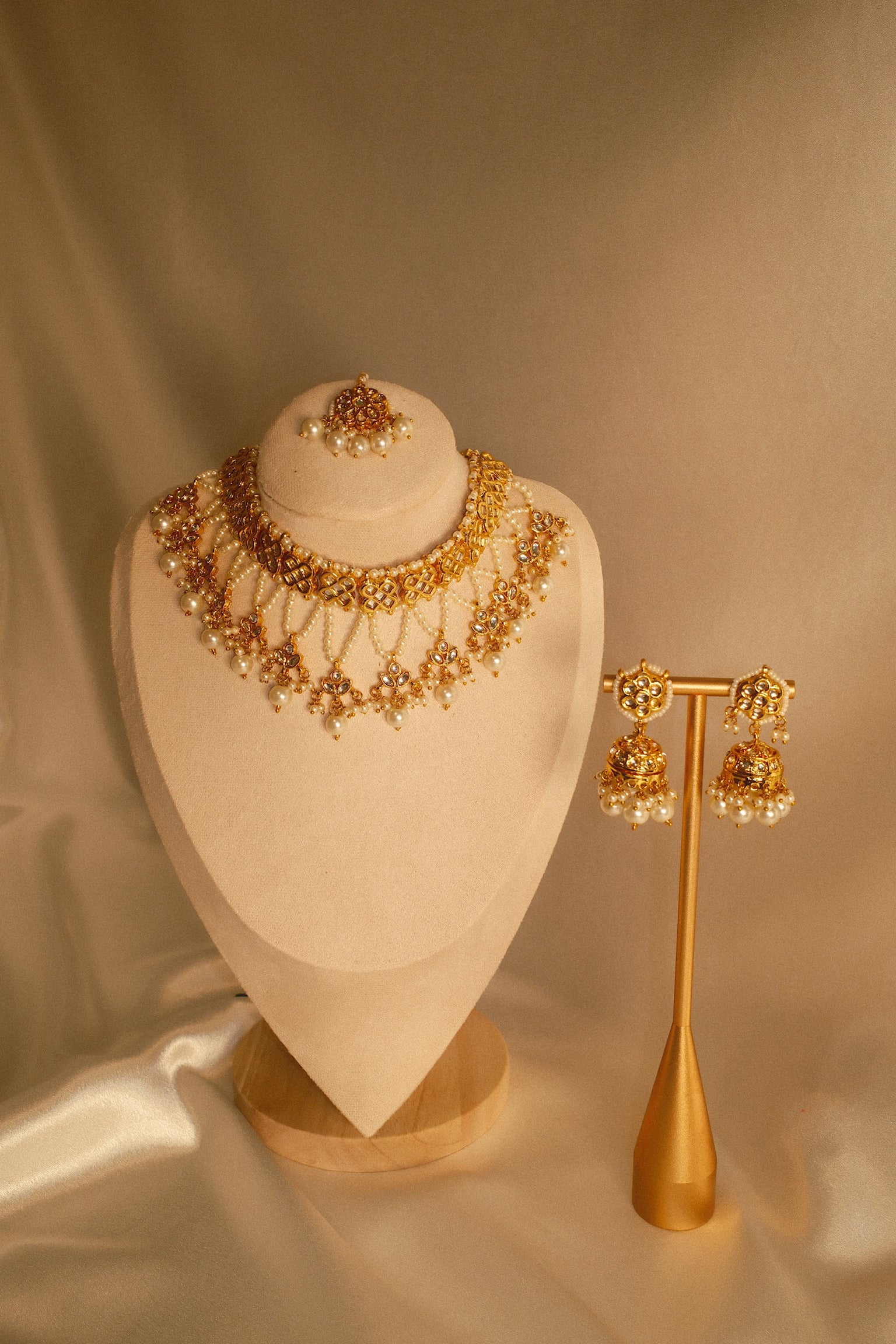 Starlit Kundan Set