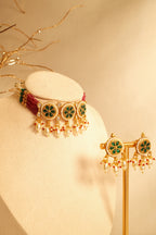 Emerald Choker Set