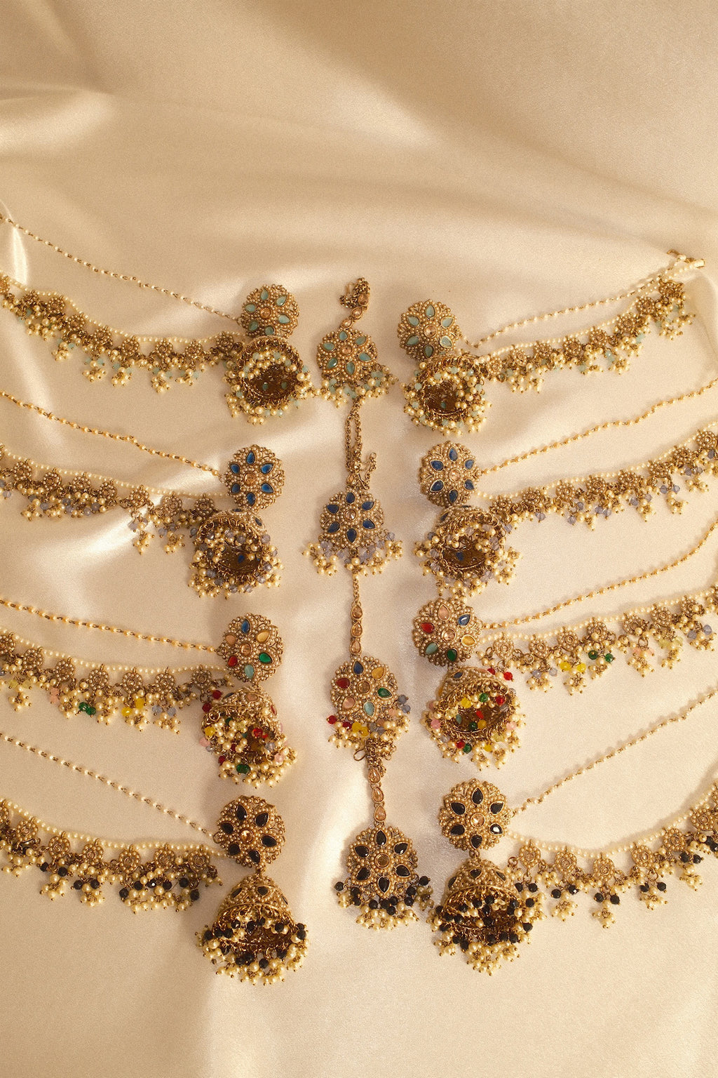 Hari Jhumka with Earchain and Tikka