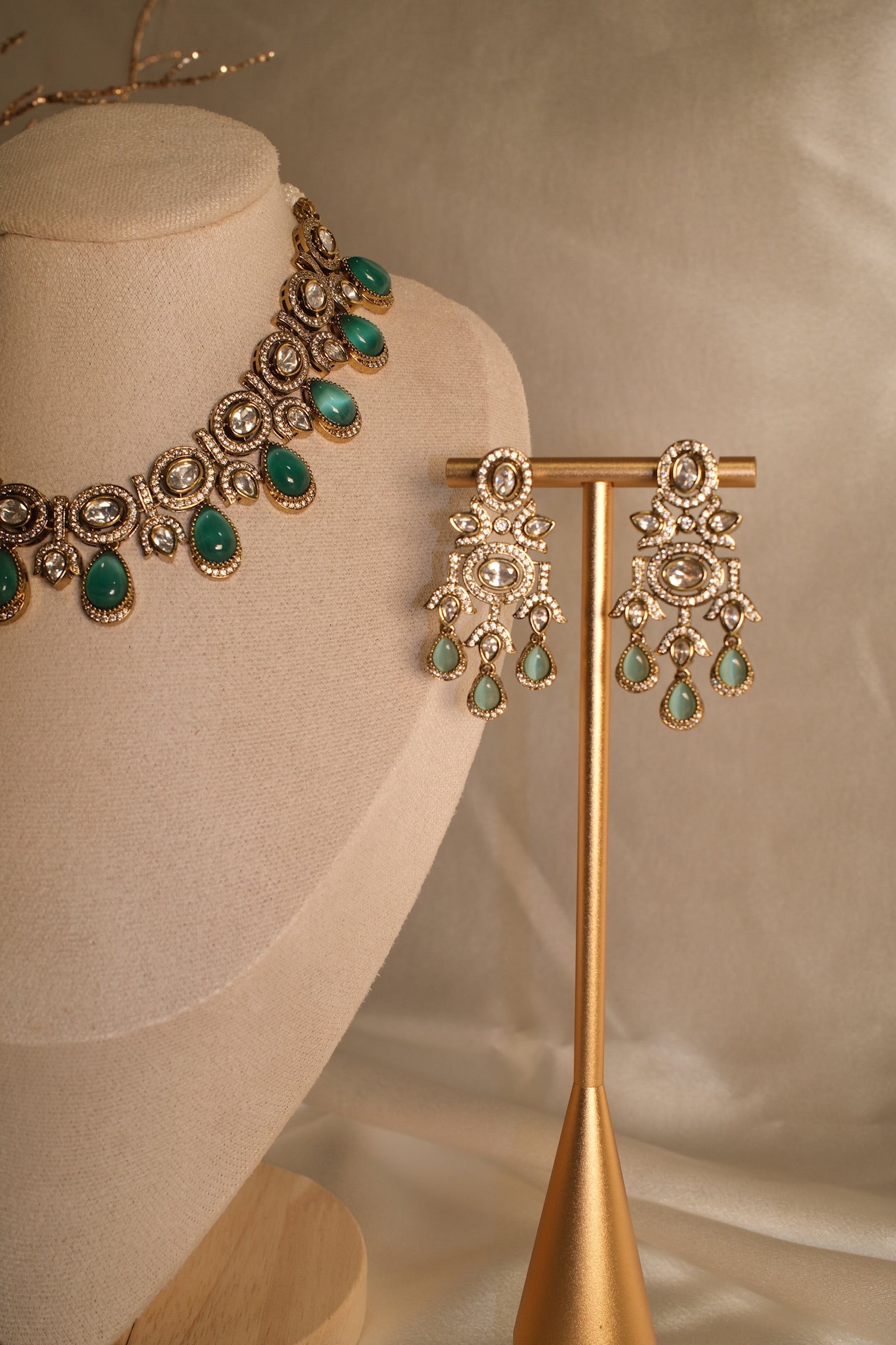 Sia Moissanite Set