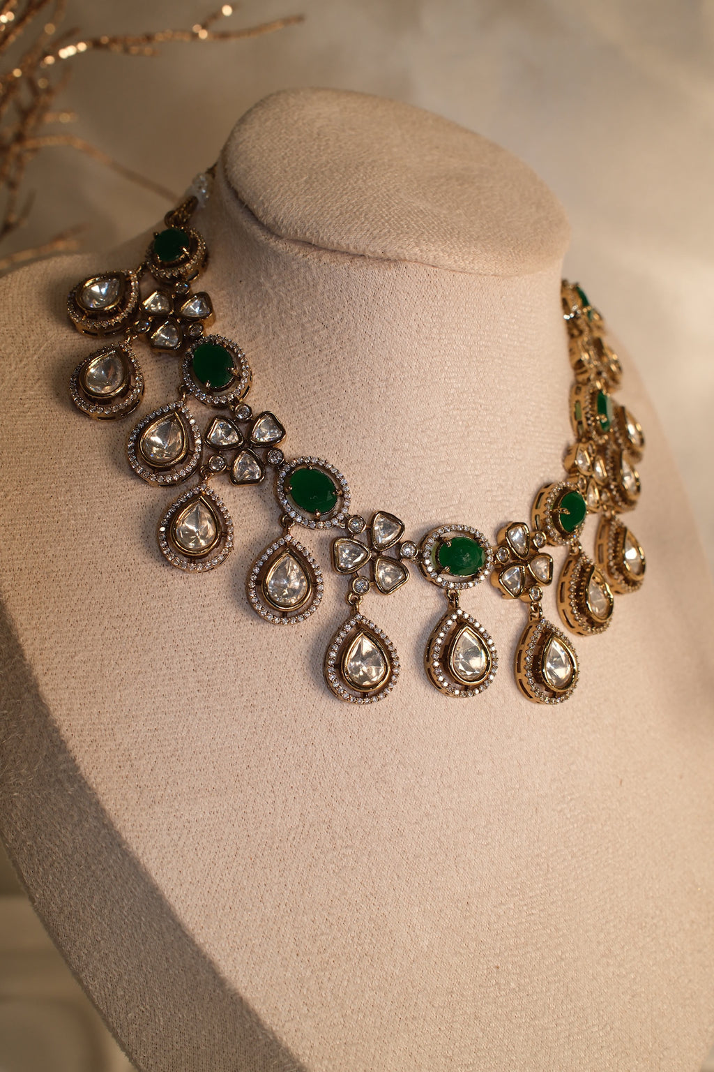 Palak Moissanite Set