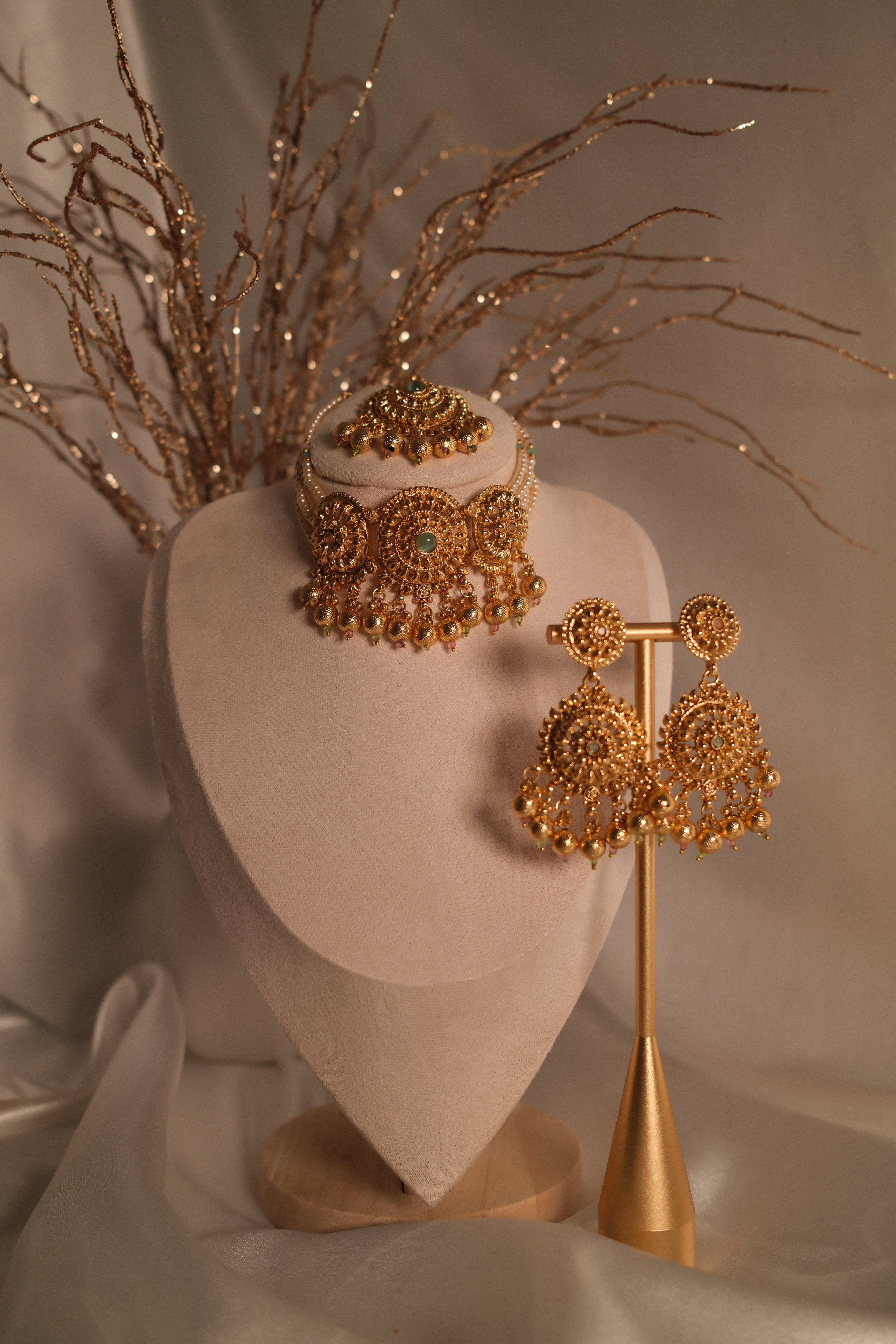 Vaibhavi Choker Set