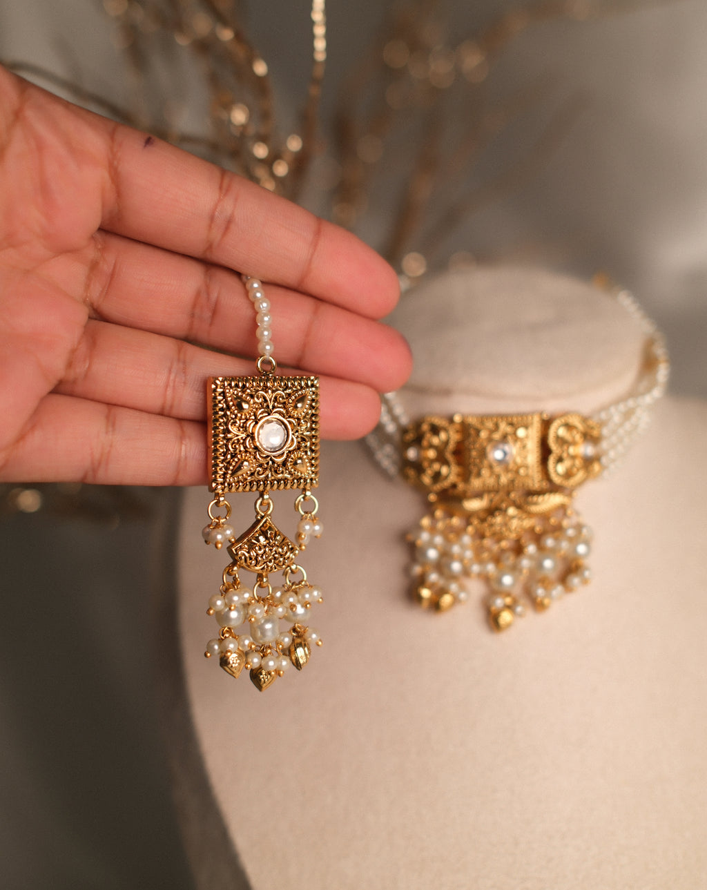 Regal Bloom Choker Set